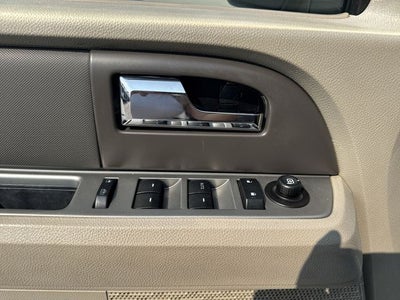 2012 Ford Expedition 4WD 4dr