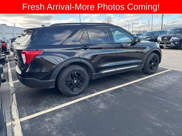 2023 Ford Explorer XLT 4WD