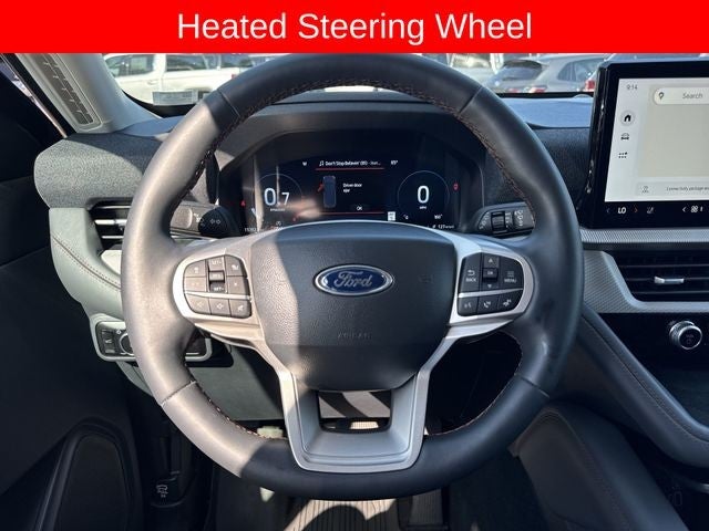 2025 Ford Explorer Active 4WD