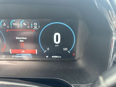 2022 Ford F-150 LARIAT 4WD SuperCrew 5.5' Box