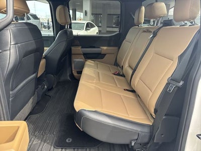 2022 Ford F-150 LARIAT 4WD SuperCrew 5.5' Box