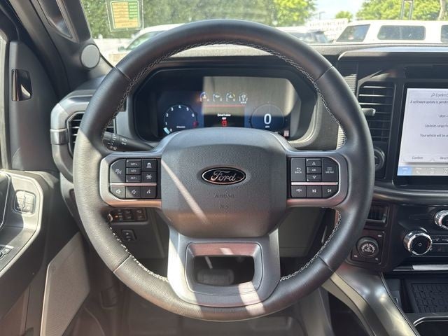 2025 Ford F-150 LARIAT 4WD SuperCrew Box
