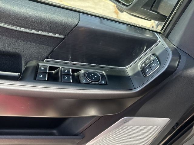 2025 Ford F-150 LARIAT 4WD SuperCrew Box