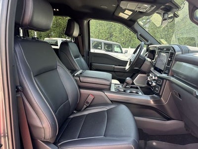 2025 Ford F-150 LARIAT 4WD SuperCrew Box
