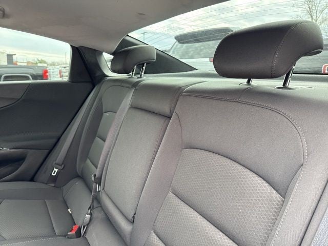 2016 Chevrolet Malibu 4dr Sdn LT w/1LT