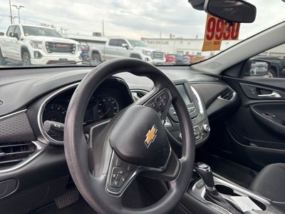 2016 Chevrolet Malibu 4dr Sdn LT w/1LT