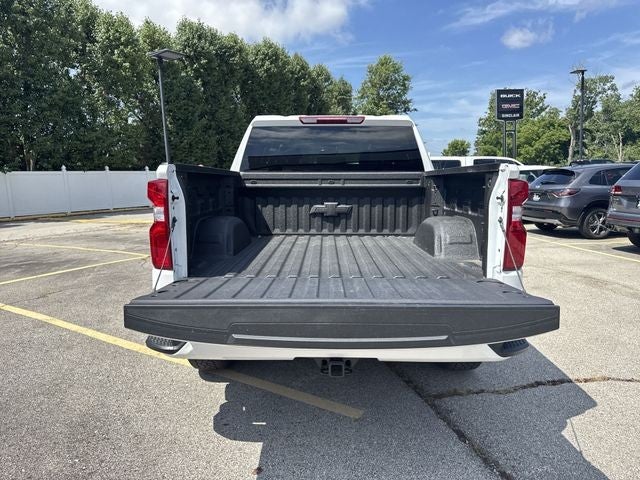 2026 Chevrolet Silverado 1500 4WD Crew Cab 147" RST
