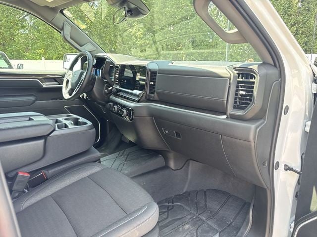 2026 Chevrolet Silverado 1500 4WD Crew Cab 147" RST