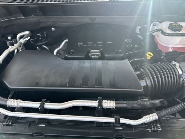 2026 Chevrolet Silverado 1500 4WD Crew Cab 147" RST