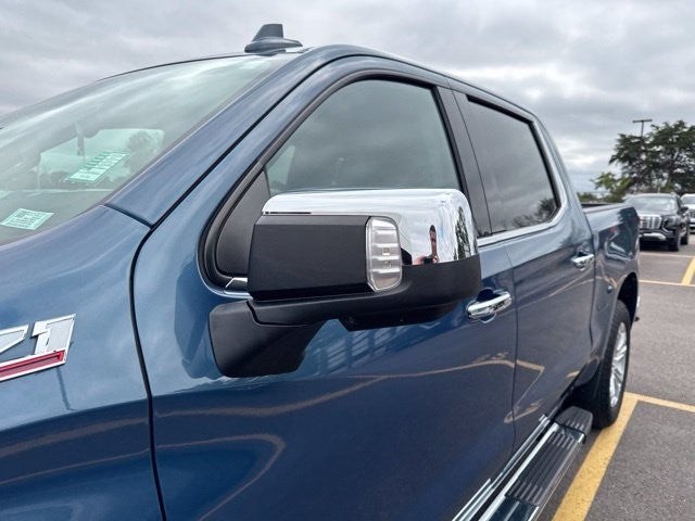 2024 Chevrolet Silverado 1500 4WD Crew Cab 147" LTZ