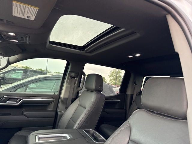 2022 Chevrolet Silverado 1500 4WD Crew Cab 147" LTZ