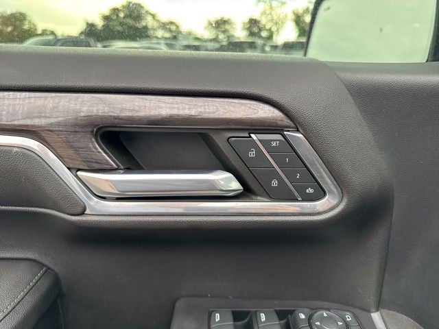 2022 Chevrolet Silverado 1500 4WD Crew Cab 147" LTZ