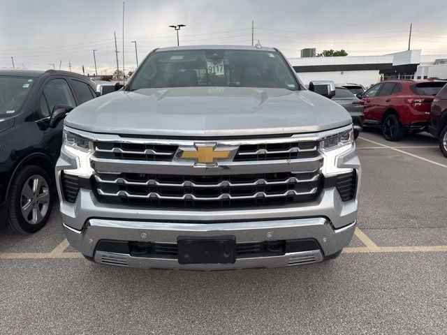 2022 Chevrolet Silverado 1500 4WD Crew Cab 147" LTZ