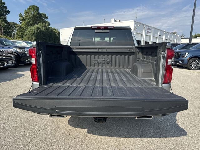 2023 Chevrolet Silverado 1500 4WD Crew Cab 147" High Country
