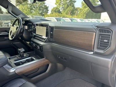 2023 Chevrolet Silverado 1500 4WD Crew Cab 147" High Country