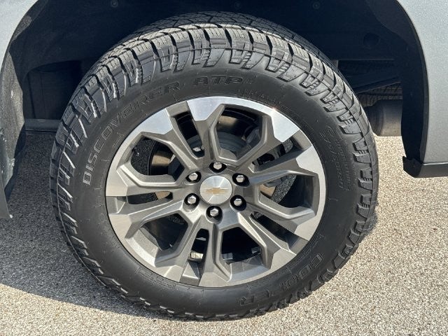 2023 Chevrolet Silverado 1500 4WD Crew Cab 147" High Country