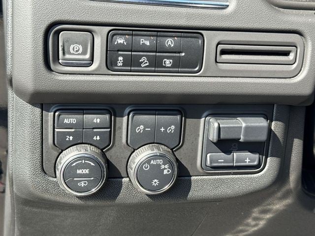 2024 Chevrolet Suburban 4WD 4dr Z71
