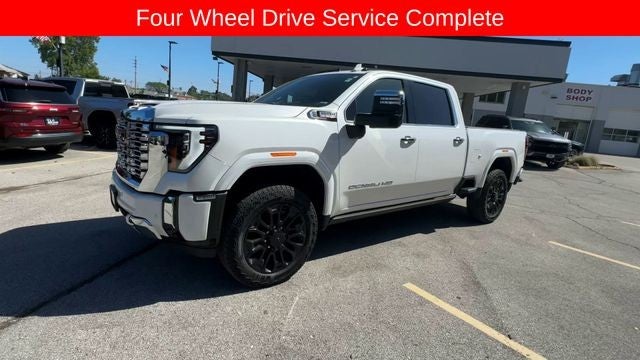 2024 GMC Sierra 2500HD 4WD Crew Cab 159" Denali