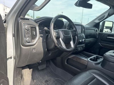 2022 GMC Sierra 2500HD 4WD Crew Cab 159" Denali