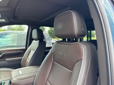 2025 GMC Sierra 2500HD 4WD Crew Cab 159" Denali