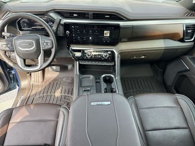 2025 GMC Sierra 2500HD 4WD Crew Cab 159" Denali