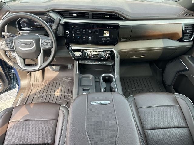 2025 GMC Sierra 2500HD 4WD Crew Cab 159" Denali