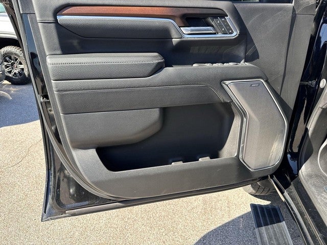 2025 GMC Sierra 3500HD 4WD Crew Cab 172" Denali