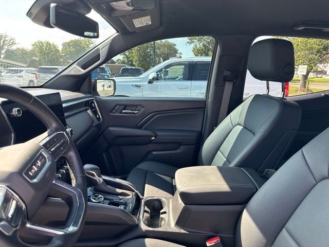 2025 GMC Canyon 4WD Crew Cab Elevation