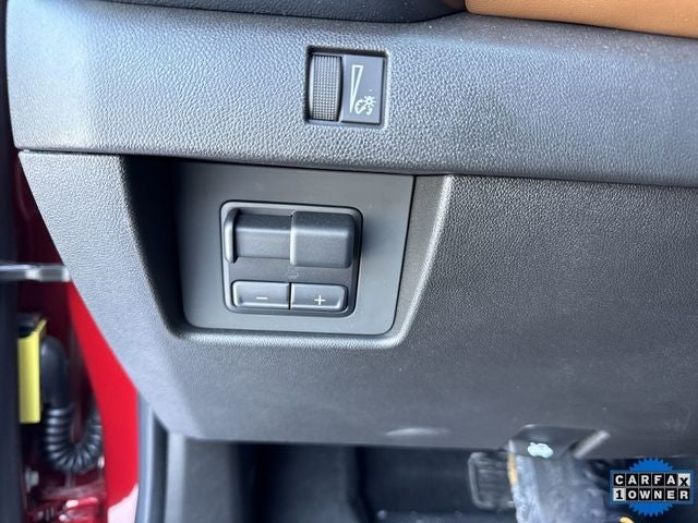 2025 GMC Canyon 4WD Crew Cab AT4