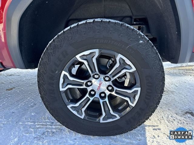 2025 GMC Canyon 4WD Crew Cab AT4