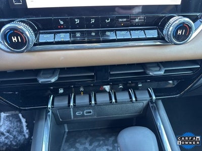 2025 GMC Canyon 4WD Crew Cab AT4