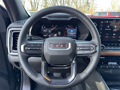 2025 GMC Canyon 4WD Crew Cab AT4