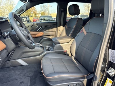 2025 GMC Canyon 4WD Crew Cab AT4