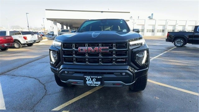 2025 GMC Canyon 4WD Crew Cab AT4