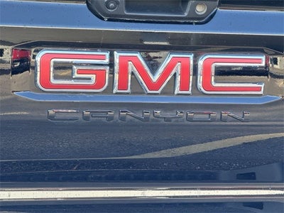 2025 GMC Canyon 4WD Crew Cab AT4