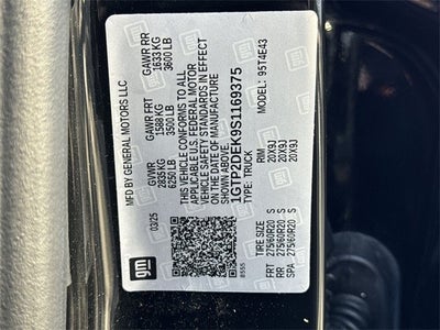 2025 GMC Canyon 4WD Crew Cab AT4