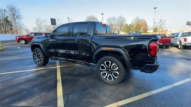 2025 GMC Canyon 4WD Crew Cab AT4
