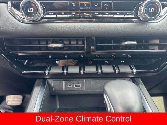 2023 GMC Canyon 4WD Crew Cab Elevation