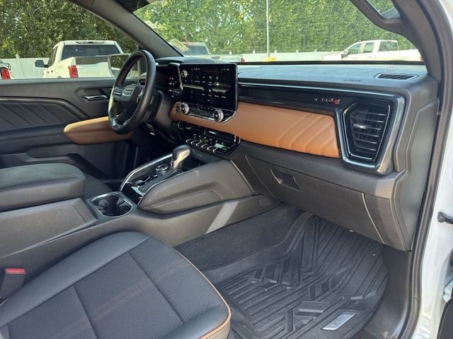 2024 GMC Canyon 4WD Crew Cab AT4