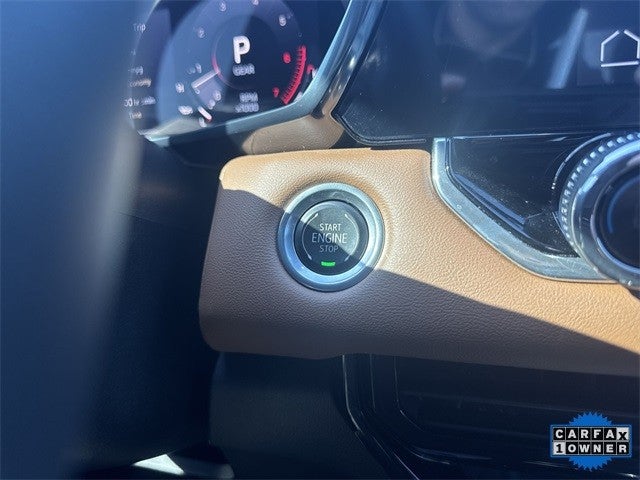 2024 GMC Canyon 4WD Crew Cab AT4