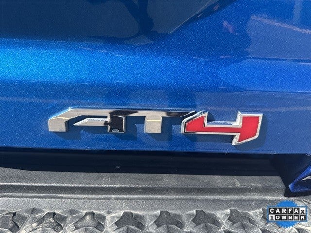 2024 GMC Canyon 4WD Crew Cab AT4