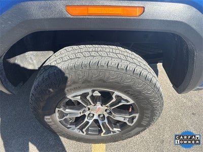 2024 GMC Canyon 4WD Crew Cab AT4