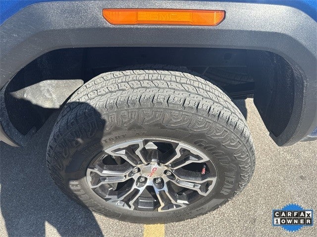 2024 GMC Canyon 4WD Crew Cab AT4