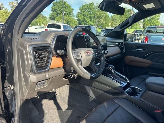 2023 GMC Canyon 4WD Crew Cab AT4