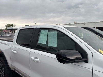 2024 GMC Canyon 4WD Crew Cab AT4