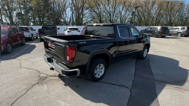 2024 GMC Sierra 1500 4WD Crew Cab 147" SLE