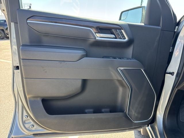 2025 GMC Sierra 1500 4WD Crew Cab 147" SLT