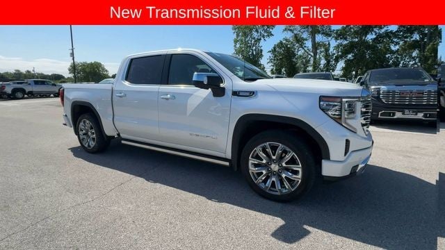 2025 GMC Sierra 4WD Crew Cab Short Box Denali's photo