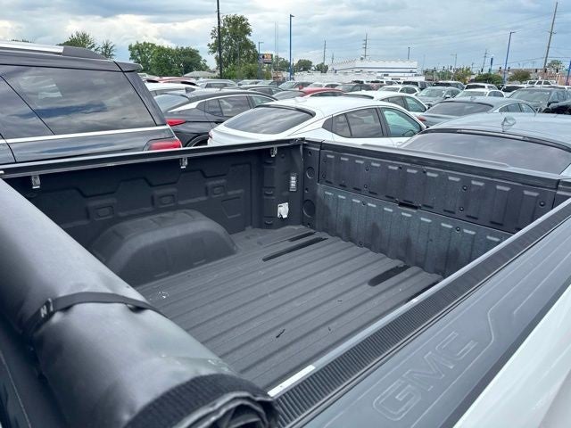 2022 GMC Sierra 1500 4WD Crew Cab 147" Denali
