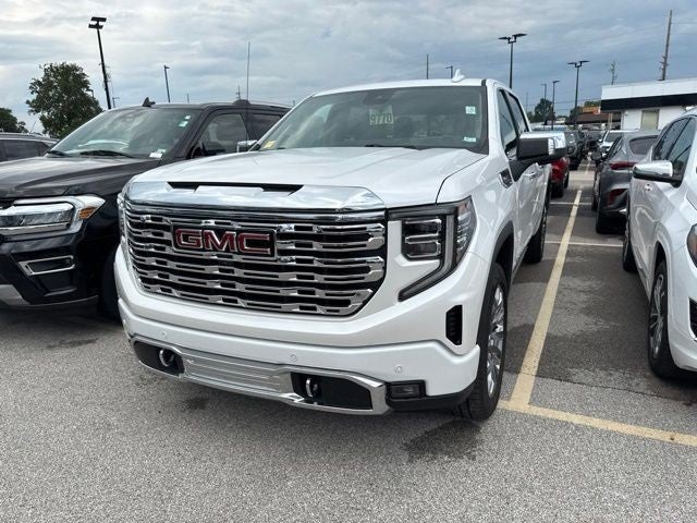 2022 GMC Sierra 1500 4WD Crew Cab 147" Denali